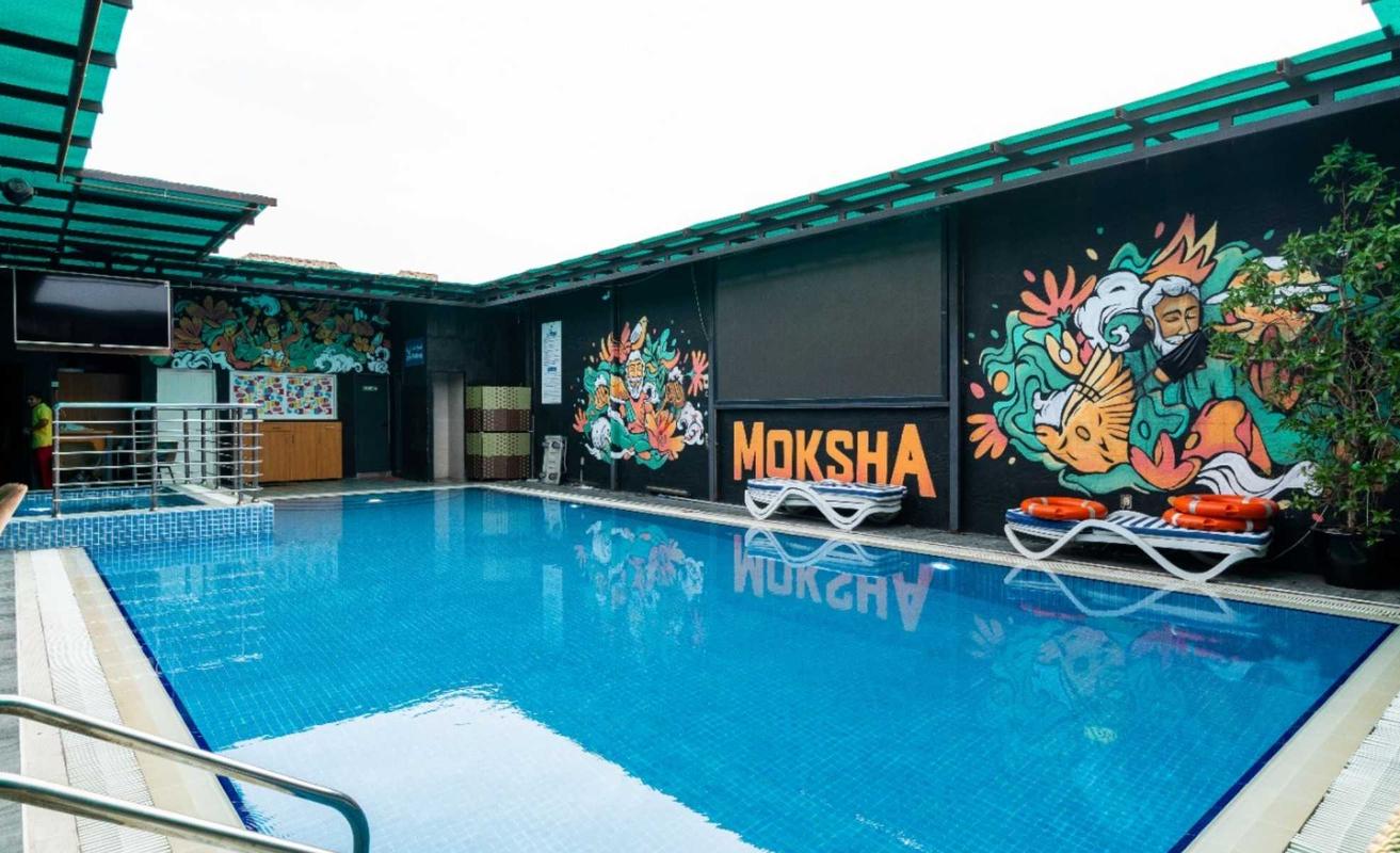 Sky Lounge (Moksha Bar & Restaurant)  Orchid Vue Hotel Dubai Sky Lounge (Moksha Bar & Restaurant)  Orchid Vue Hotel Dubai